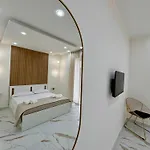 Apartman Partenope House 24 *